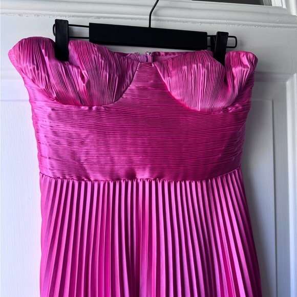 AMUR Kin Strapless Dress - Picture 5 of 11